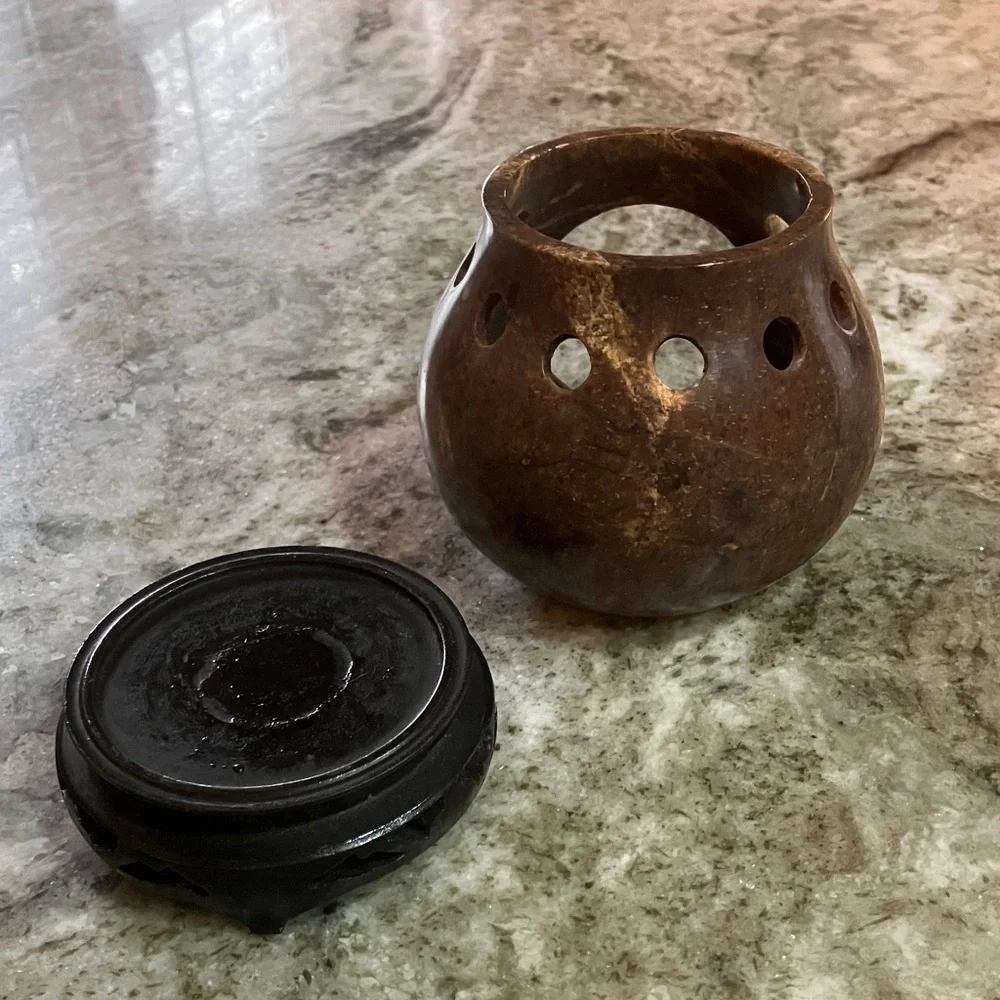 The Body Shop Brown Soapstone Tea light/Votive Holder with Stand